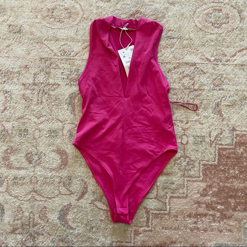 Zara Sleeveless Bodysuit medium